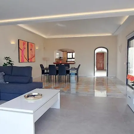 Hipoclub Delux Faro Park 189 Playa Blanca