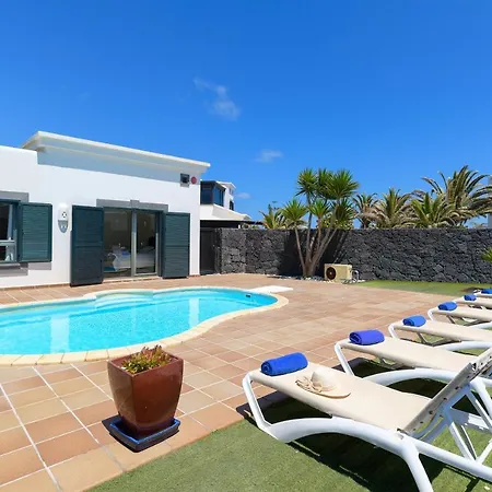 Hipoclub Delux Faro Park 189 Villa Playa Blanca